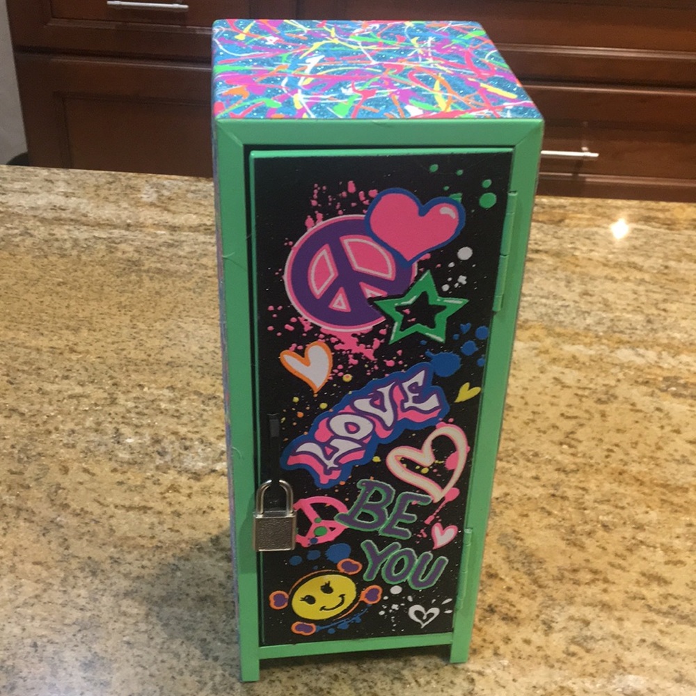 Justice Mini Locker